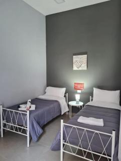 RESIDENZA ESPOSITO economy rooms - Napels - 4