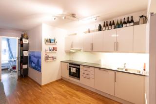 Modern Comfort in the Heart of Bergen - 4