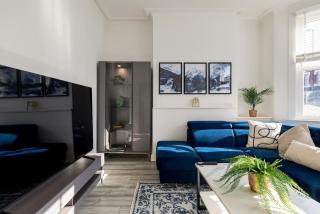Modern 4 Bedroom House In Woodgreen - Londra - 3