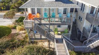 Oakley's Oasis - Surf City - 7