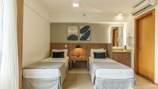 Saint Moritz Hplus Express - 8