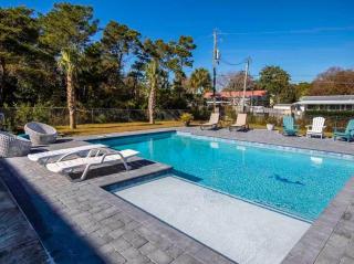 Suzwinks Beach House - Destin - 8