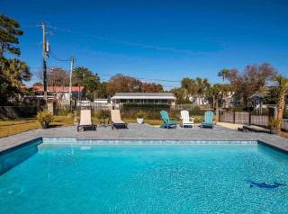 Suzwinks Beach House - Destin - 5