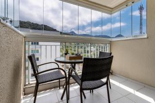 Apto 2 Quartos com Varanda em Frente ao RioCentro Barra Olimpica Wi-Fi Rapido Piscina Cozinha Completa e Estacionamento Portaria 24h Sala Homeoffice Brinquedoteca e Parquinho Infantil Ideal para Grupos Familias e Hospedes a trabalho - 3