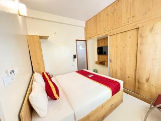 Sai Grand Villa Hotel Near Bangalore Airport - Bangalore - 3