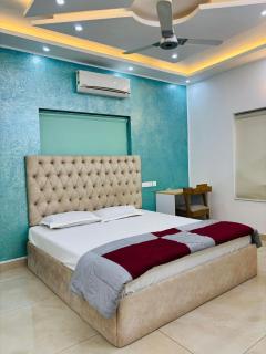 Rental King's - Trivandrum - 2