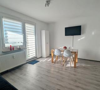 Schöne 2-Zi-Wohnung am Tor zu Stadt und Strand - Neubrandenburg - 8