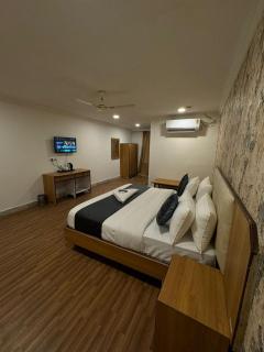 Blossom Rooms- a Luxury Collection Hotel- Opp Omega Hospital- Banjara Hills - Haiderabad - 0