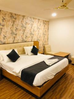 Blossom Rooms- a Luxury Collection Hotel- Opp Omega Hospital- Banjara Hills - Haiderabad - 7