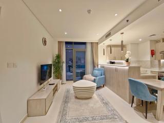 The Palm Hideaway Chic Apartment with Rooftop Vibes Managed by SunnyHomes - 7