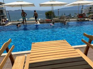 J&P Apartments Saranda - Saranda - 7