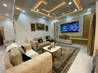 2Bed Fully Furnish Apartment For Rent in F11 - Islamabad - 7