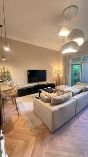 Palm Jumeirah Beach-Access Hideaway - 8