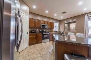 Free Pool Heat - Modern Bright - Fire Pit - Casa Grande - 2