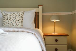 Spacious, great location for families and contractors - Lincoln - 1