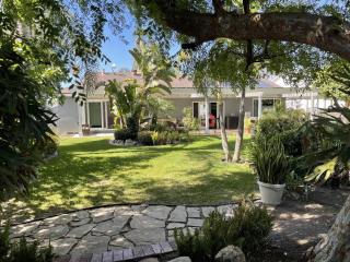 Adorable Room in the House with Peacefull Backyard - 6