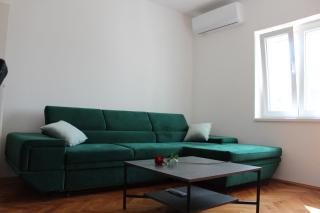 Dalmatian home with private parking - Šibenik - 6