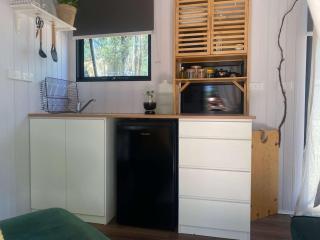 Kaura Retreat by Tiny Away - - 7