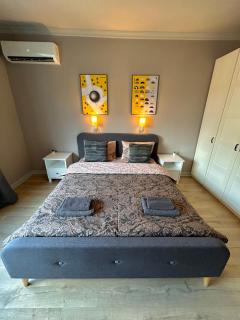 Sea Breeze l 2BD Sea Garden Apartment - Varna - 5