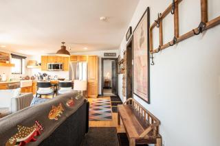 Christophe Condo 712 - Ketchum - 6