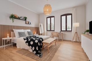 Jugenstil-Altbauwohnung an der Karlsaue - 120qm, Klimaanlage, neu saniert, zentrale Lage - Kassel - 1