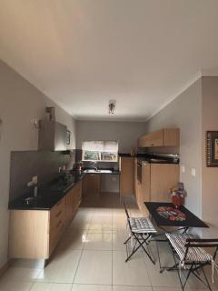 Lucia's place - Pretoria - 4