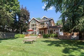 Waterfront Beach Cottage with Dock - Southampton - 7