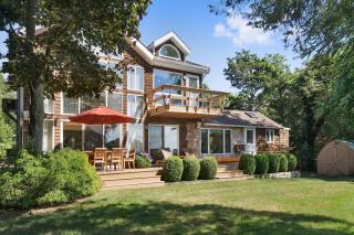 Waterfront Beach Cottage with Dock - Southampton - 4