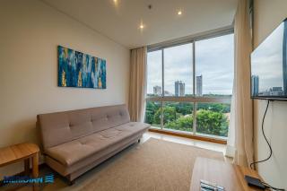 504 Emerald Boutique building just steps away from Shopping del Sol - 4