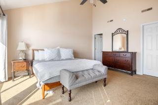 Regatta Bay 356-4B - Four Seasons - 4