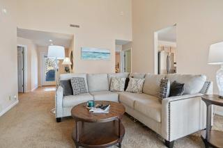 Regatta Bay 356-4B - Four Seasons - 8