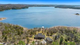 Tranquil Cove-Beaver Lake Access-Amazing Views - Rambo Riviera - 9