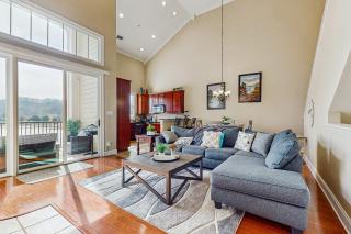Eagles Nest - Andersonville - 7