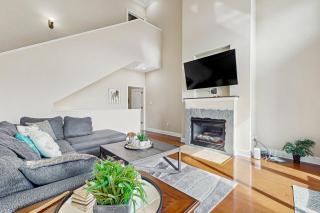 Eagles Nest - Andersonville - 5