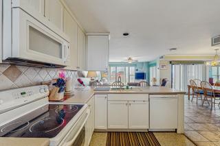 Ocean Breeze 121 - Atlantic Beach - 3