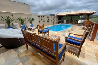 Maravilhosa casa com piscina em Capitólio-MG - 9