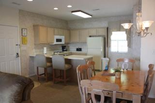 2 Bed Lakefront Condo at The Lake of the Ozarks - Lake Ozark - 6