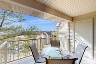Hilltop Hideaway - Branson - 8