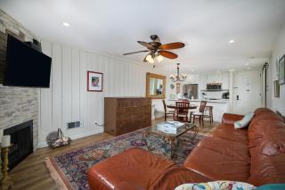 Oceanside Beach Condos - Oceanside - 2