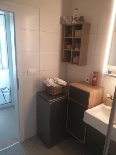 2x2x2 apartment - nový 2 izbový apartmán, 2-minúty od letiska, 2- garáže - - 1
