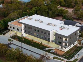 Upstay Brand New Contemporary Apartment near SoCo - Austin - 1