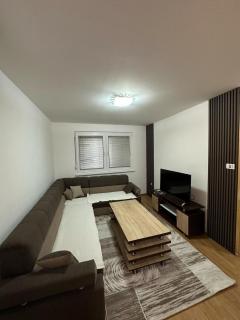 Vila Max - 0
