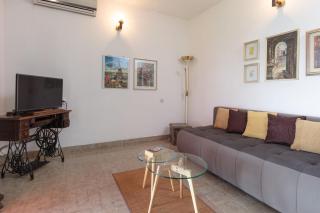 Ferienhaus in Okrug Gornji mit Grill und Terrasse - Trogir - 1