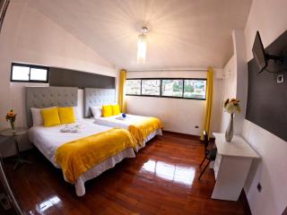 RHOUSE Cusco - 8