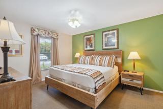 Resort View and Corner Unit - Naples - 8