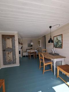 Charming guest house with amazing view - Kvam - 4