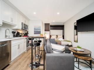 Cozy Studio Apt - Corktown Hamilton - Near DT - 5