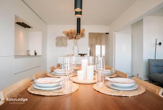 Stijlvol appartement met terras en panoramisch zeezicht - Oostende - 4