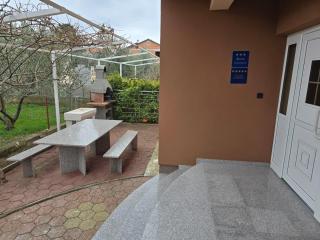 Lavanda Apartments - Pakoštane - 9