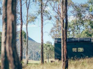 Mountain View Off-Grid Cabin in the Scenic Rim - Jean - Moogerah - 3